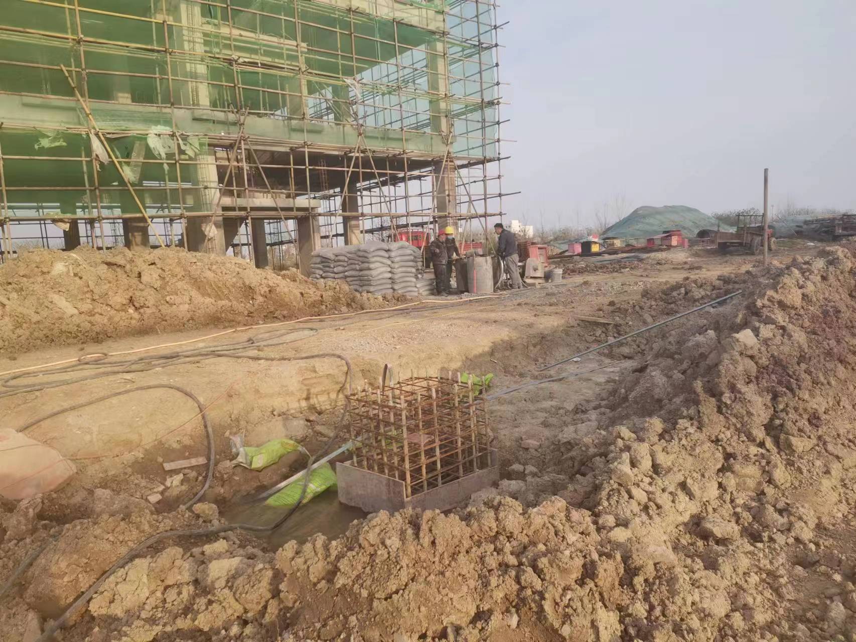 侨乡街道开发区当桥梁出现裂缝的时候应该及时加固修补